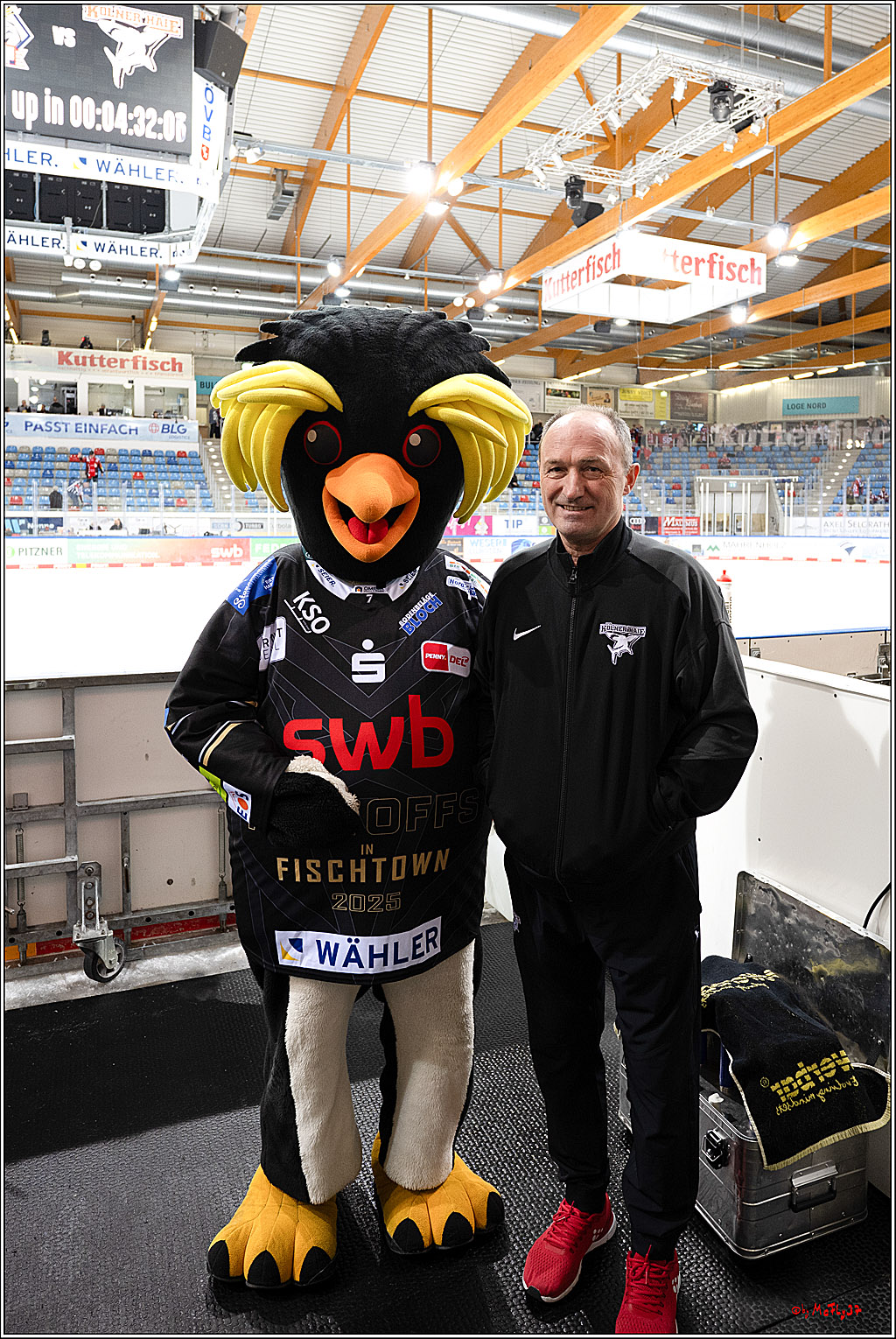 PENNY DEL 1 - Playoff Viertelfinale; Fischtown Pinguins Bremerhaven - Kölner Haie; Bremerhaven, 16.03.2025